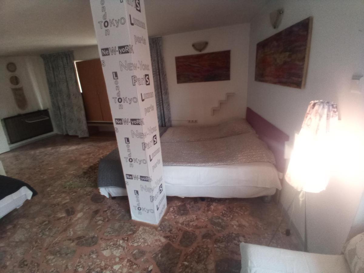 Stai Za Gosti Alba Hotel Kazanlŭk Eksteriør billede